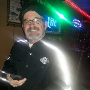 Meet your Posher, Tom